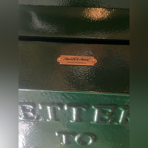 🔖 HEARTH & HAND with Magnolia Large Green Metal LETTERS TO SANTA Mailbox - Picture 6 of 7